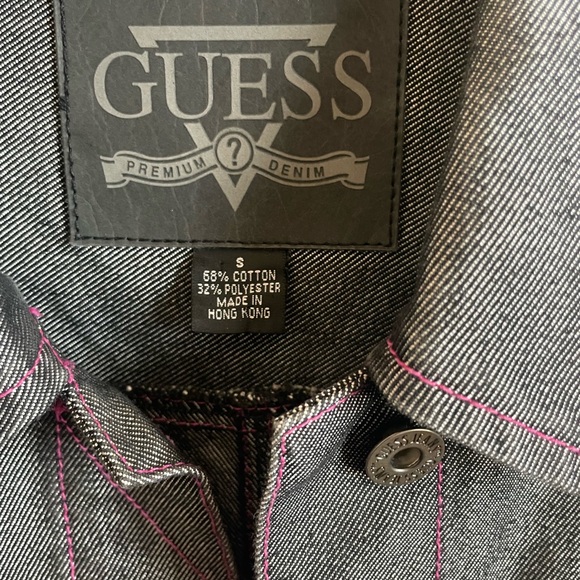 Guess premium jeans jacket . Almost metallic grey color . Unique style! - Picture 4 of 4